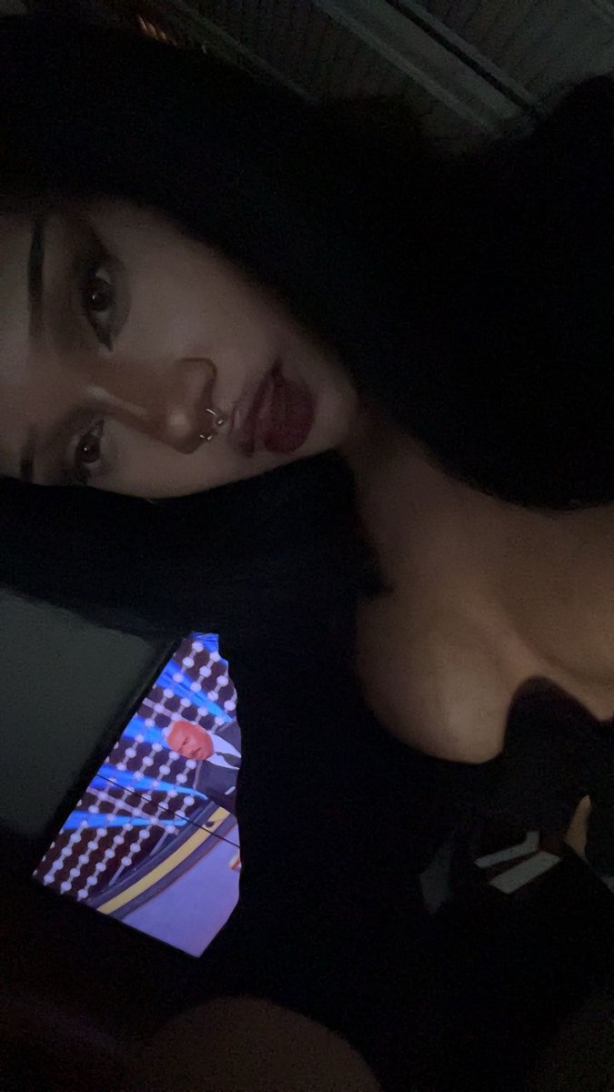 😛